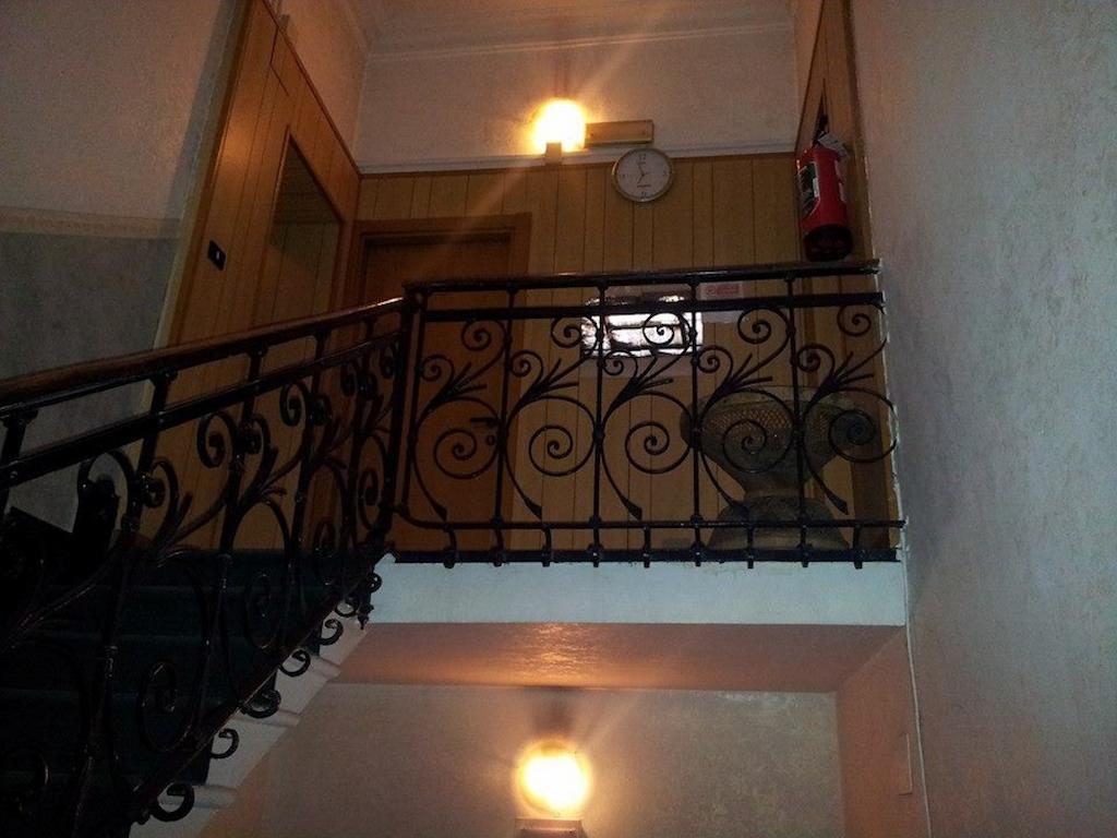 Hotel Acapulco Milan Bagian luar foto